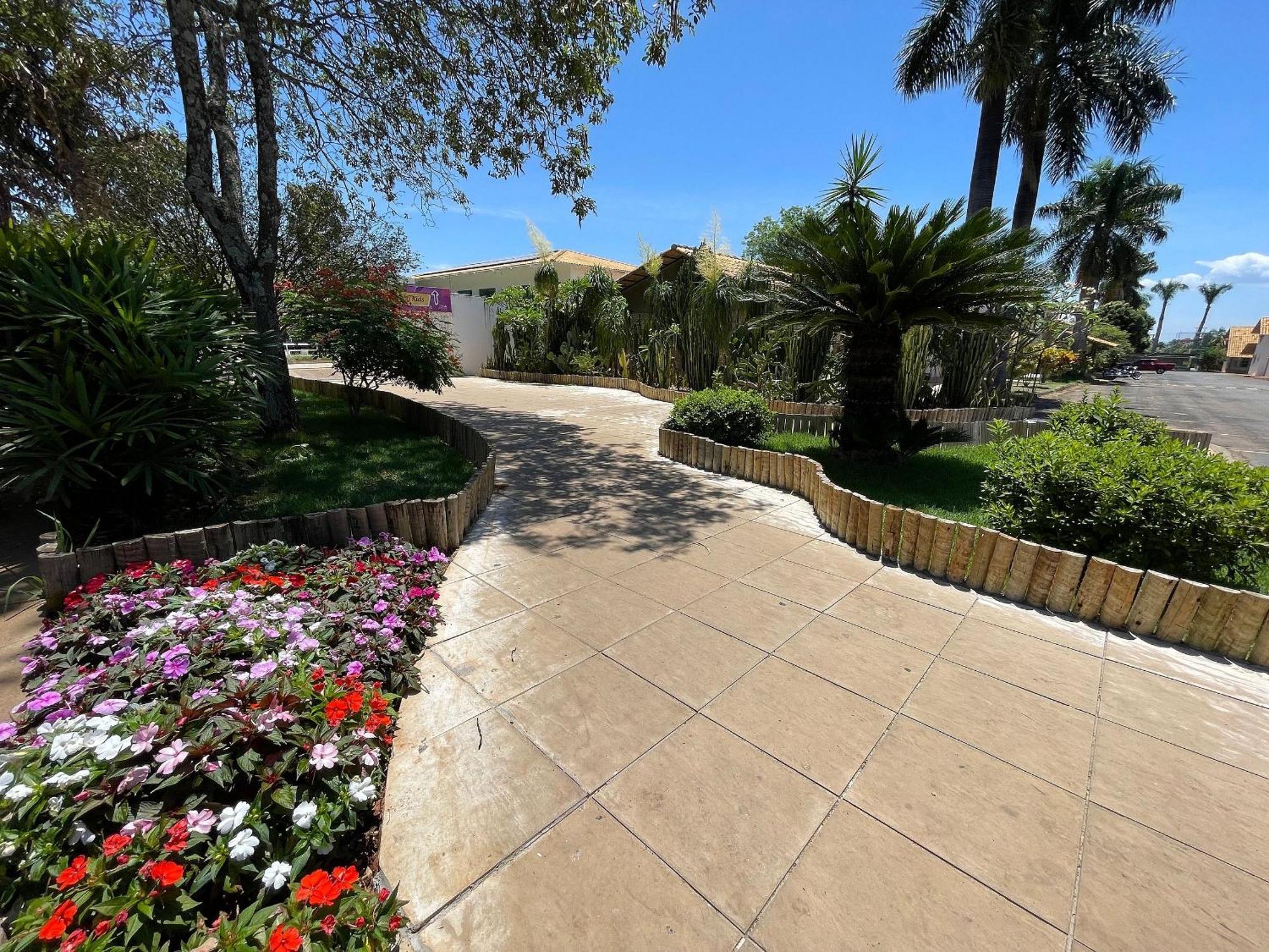 Di Roma Internacional Resort Apartamentos Para Temporada Калдас-Новас Экстерьер фото